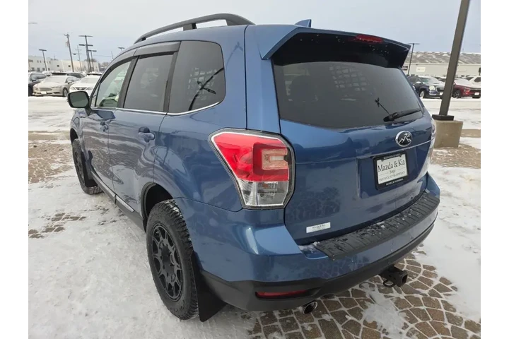 $17497 : 2017 Forester 2.0XT Touring image 7