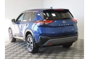 $18599 : Nissan Rogue 2023 SV 4dr Cro thumbnail