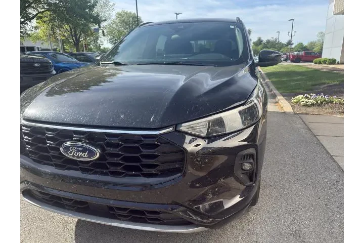 $24750 : Ford Escape 2023 AWD ST-Line image 2