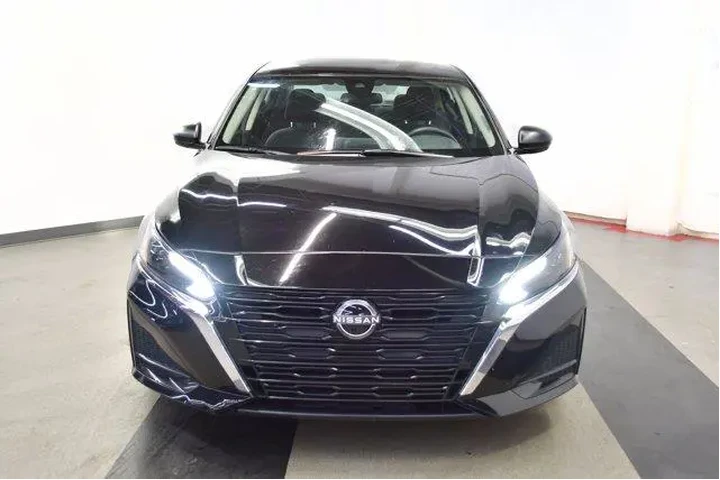 $20994 : Nissan Altima 2025 2.5 SV 4d image 3