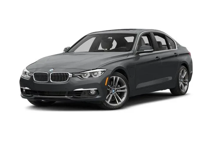 $12698 : BMW 3 Series 2017 330e iPerf image 1
