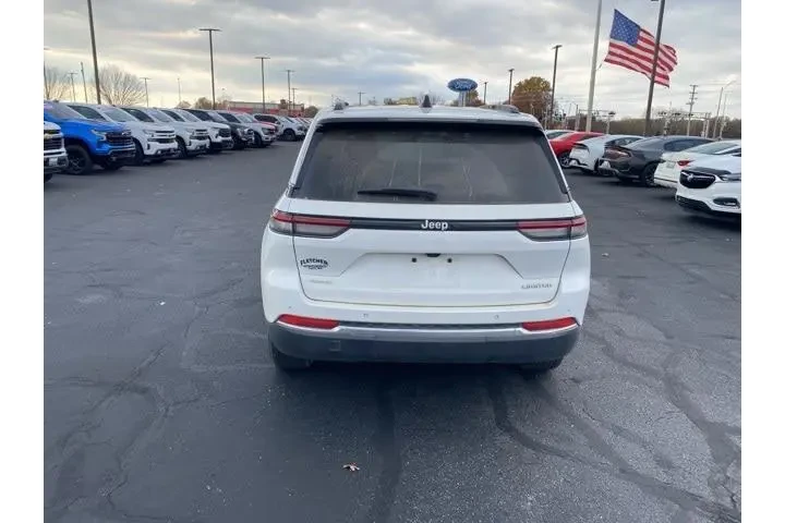 $37777 : Jeep Grand Cherokee 2025 4x4 image 4