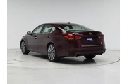 $23998 : Nissan Altima 2023 2.5 SL 4d thumbnail