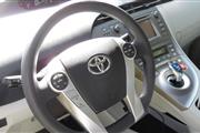$8500 : 2015 Toyota Prius II thumbnail