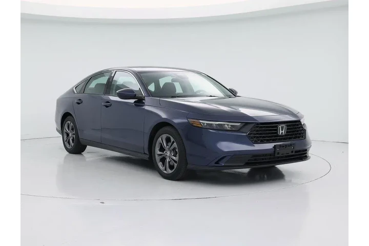 $26998 : Honda Accord 2023 EX 4dr Sed image 1