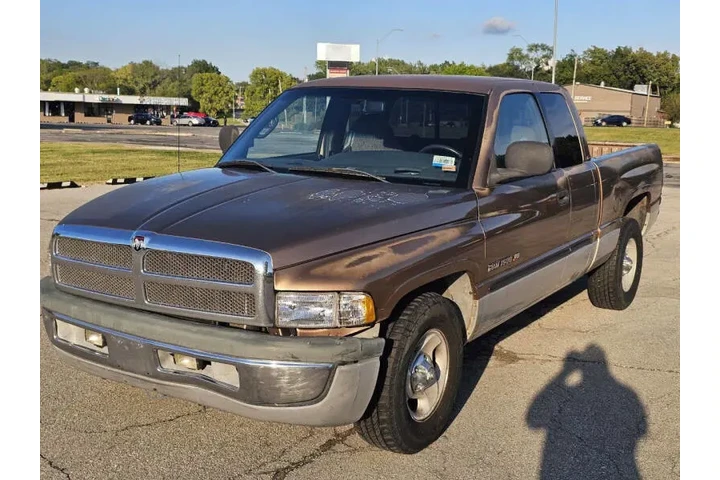 $2750 : 2001 Ram 1500 SLT image 4