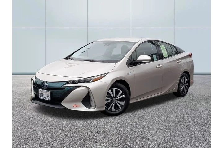 $16895 : Toyota Prius Prime 2017 Prem image 1