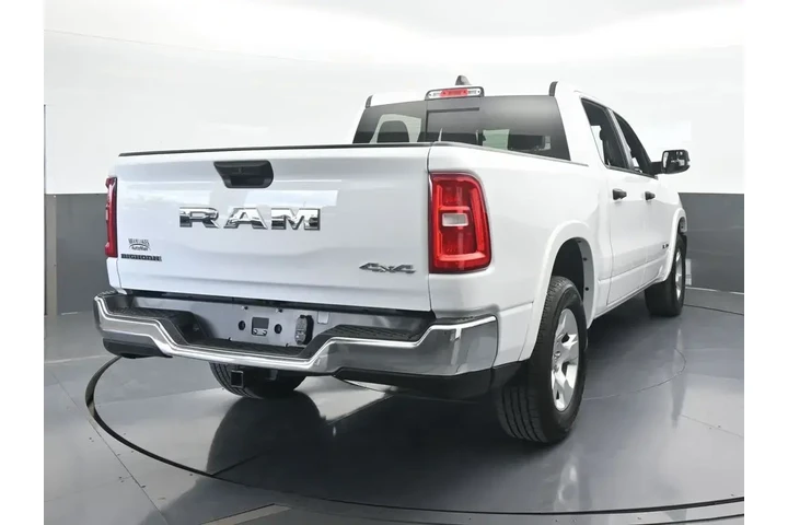 $37333 : Ram 1500 2025 4x4 Big Horn 4 image 5