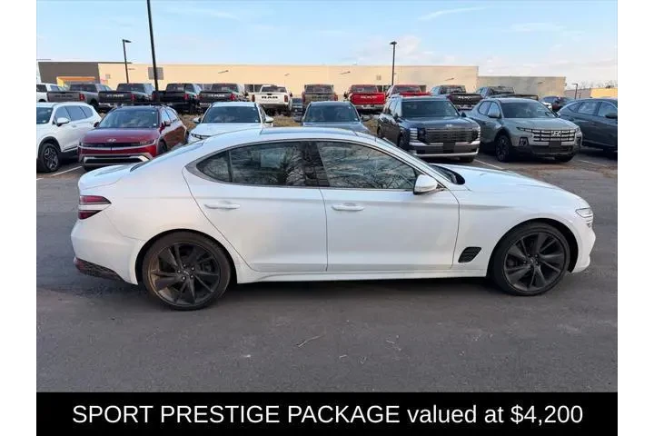 $30000 : Genesis G70 2023 2.0T 4dr Se image 3