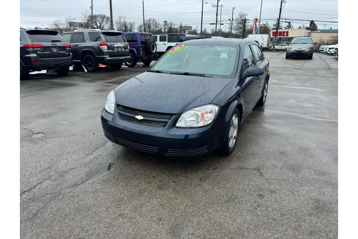 2010 Cobalt 4dr Sdn LT w/1LT image 6
