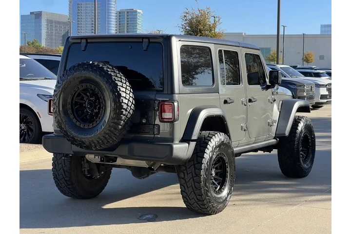 $27999 : Jeep Wrangler Unlimited 2022 image 9