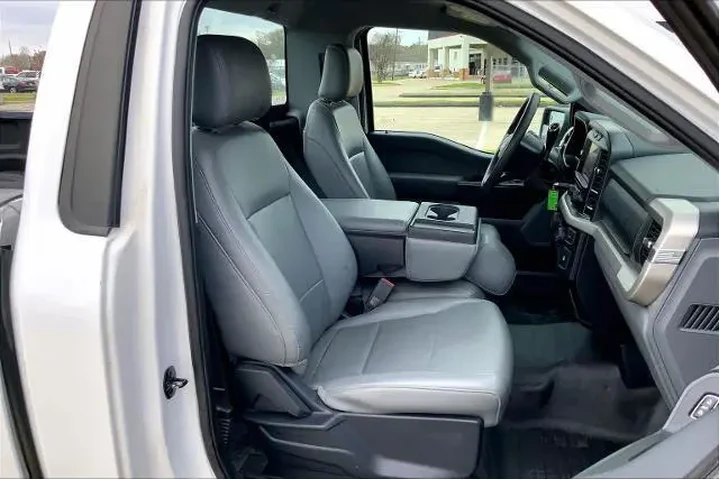 $25886 : Ford F-150 2021 4x2 XL 2dr R image 9