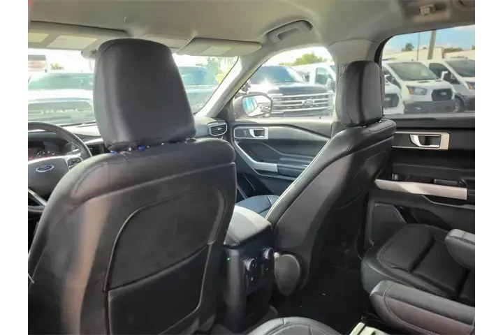 $23691 : Ford Explorer 2020 XLT 4dr S image 9