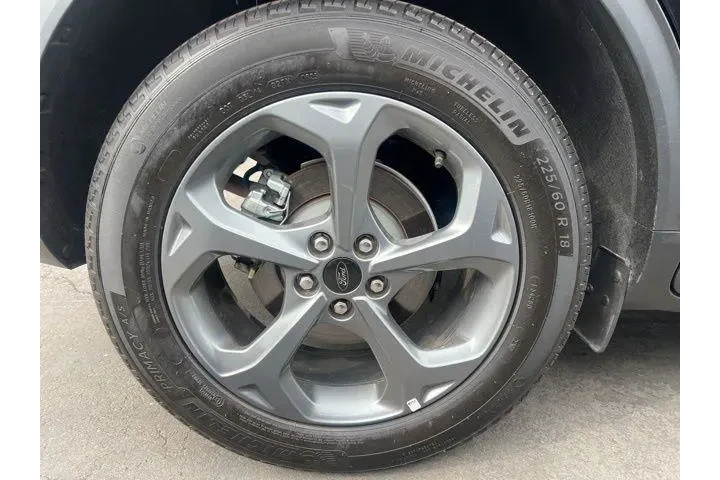 $31988 : Ford Escape 2025 AWD ST-Line image 5