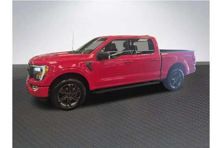 $37587 : Ford F-150 2023 4x4 XLT 4dr image 2