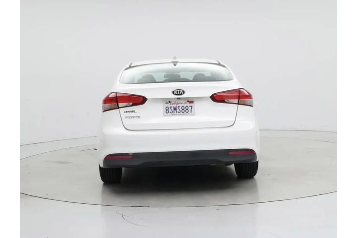 $13998 : Kia Forte 2018 LX 4dr Sedan image 6