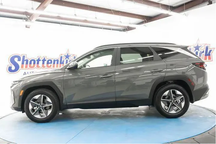 $27588 : Hyundai TUCSON 2025 SEL 4dr image 5