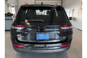 $30920 : Jeep Grand Cherokee 2023 4x4 thumbnail