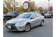 2016 Camry LE en Albany