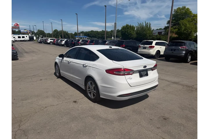 $5980 : 2018 Fusion SE FWD image 4