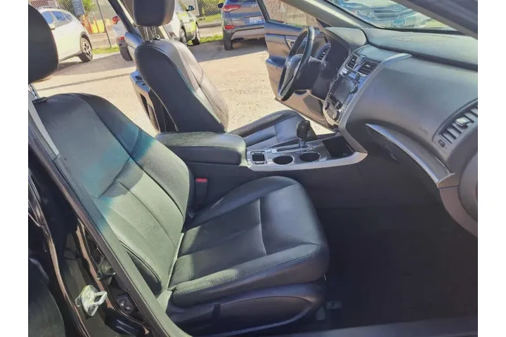 $7899 : 2014 Altima 2.5 S image 10