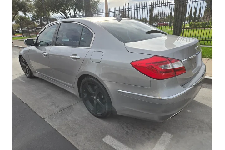 $9950 : 2012 Genesis image 5