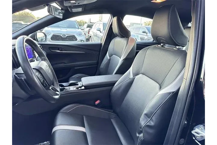 $28781 : Toyota Camry 2025 XSE 4dr Se image 9