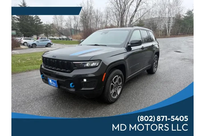 $31999 : 2023 Grand Cherokee Trailhawk image 1