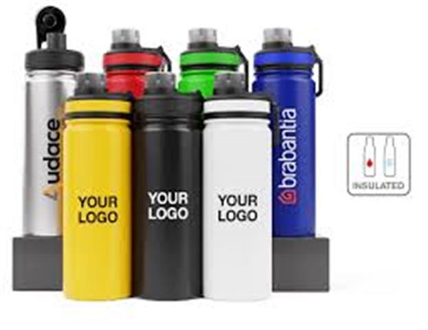 custom sports water bottles image 1