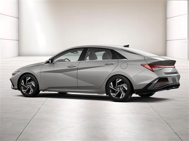$31160 : New 2024 Hyundai ELANTRA HYBR image 4