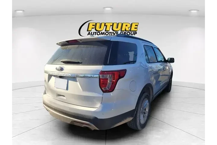 $16969 : Ford Explorer 2017 XLT 4dr S image 3
