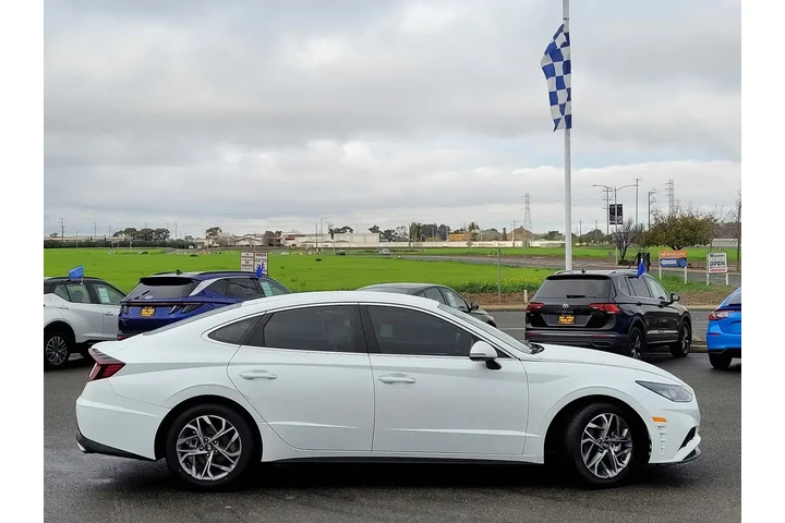 $19849 : Hyundai SONATA 2020 SEL 4dr image 3