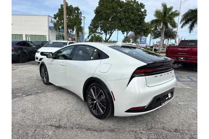 $26189 : Toyota Prius 2025 image 5