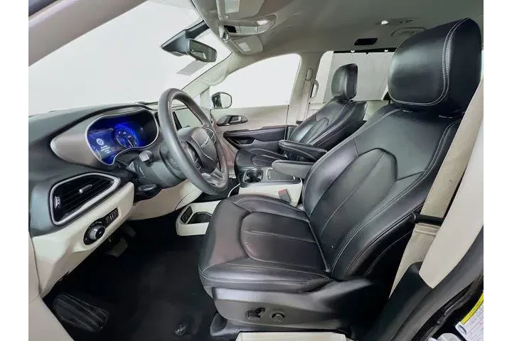 $28975 : Chrysler Pacifica 2024 Touri image 10