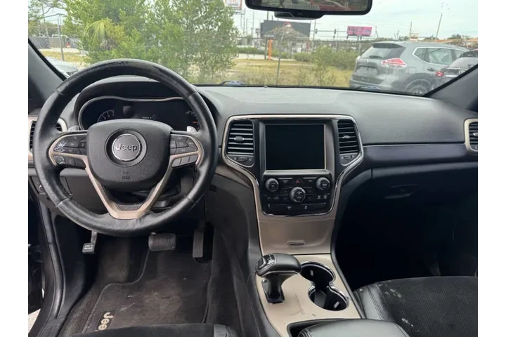 $10997 : 2014 Grand Cherokee Laredo image 6