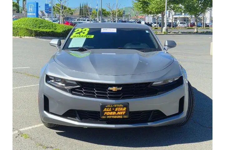 $24900 : Chevrolet Camaro 2023 LT 2dr image 2