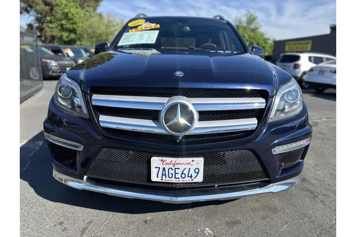 $10995 : 2013 GL-Class GL 550 4MATIC image 2