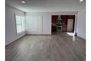 $1570 : Garden Grove - Renta thumbnail