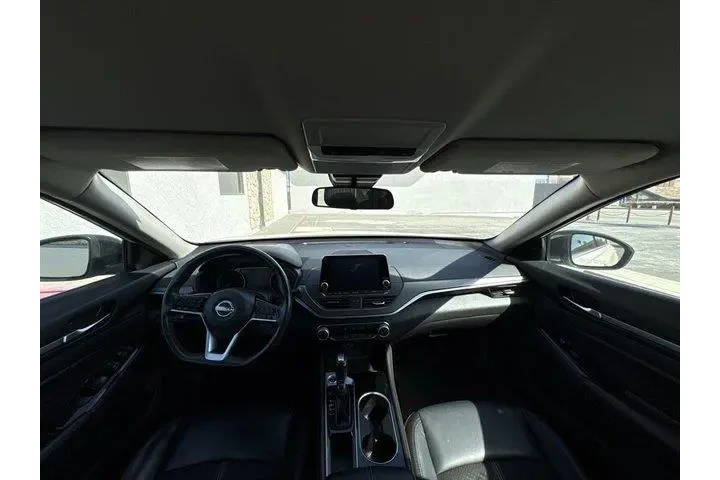 $20788 : Nissan Altima 2024 2.5 SR 4d image 7