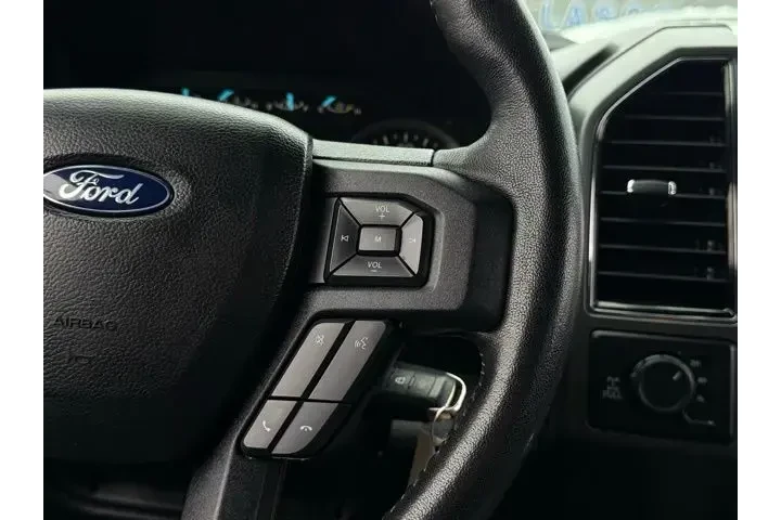 $22000 : Ford F-150 2020 4x4 XLT 4dr image 10