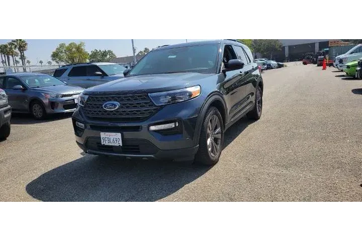 $28200 : Ford Explorer 2023 XLT 4dr S image 1