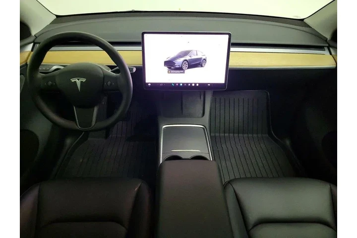 $39998 : Tesla Model Y 2025 Long Rang image 9