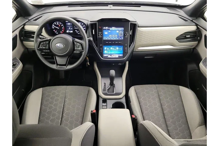 $29998 : Subaru Forester 2025 AWD Bas image 9