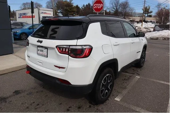 $21540 : Jeep Compass 2024 4x4 Trailh image 6