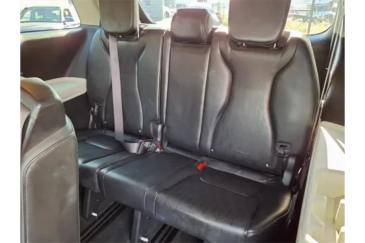 $28603 : Kia Carnival 2023 LX 4dr Min image 9