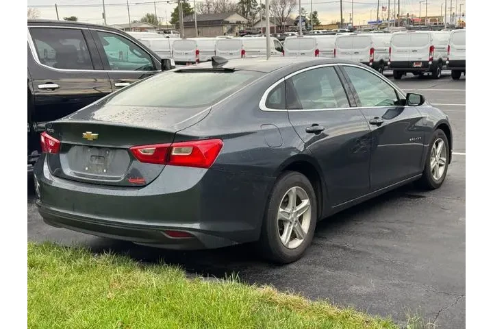 $13995 : Chevrolet Malibu 2020 LS 4dr image 2