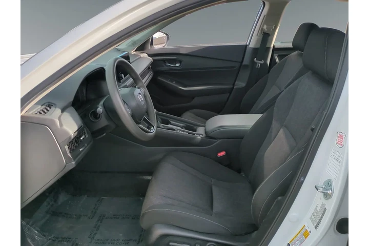 $27240 : Honda Accord 2024 EX 4dr Sed image 9