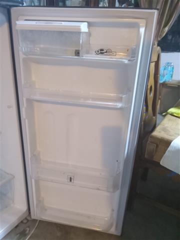 $7000 : Vendo refrigerador MABE image 4