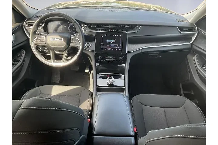 $28997 : Jeep Grand Cherokee 2024 4x4 image 7