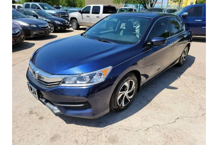 $7500 : 2016 Accord LX image 2